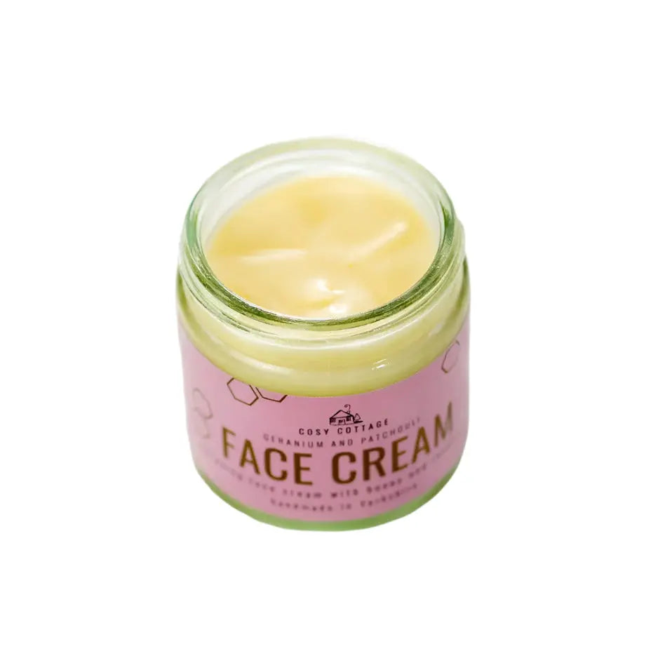 Cosy Cottage Soap Natural Face Cream with Geranium & Patchouli, lid off, texture